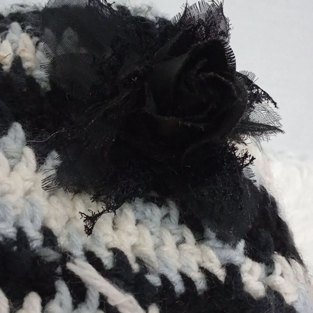 Winter girl bundle black/white hat and blue white  headbands
